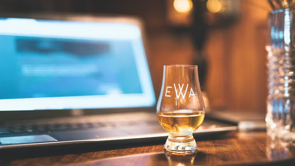 How to Become a Scotch Whisky Expert?