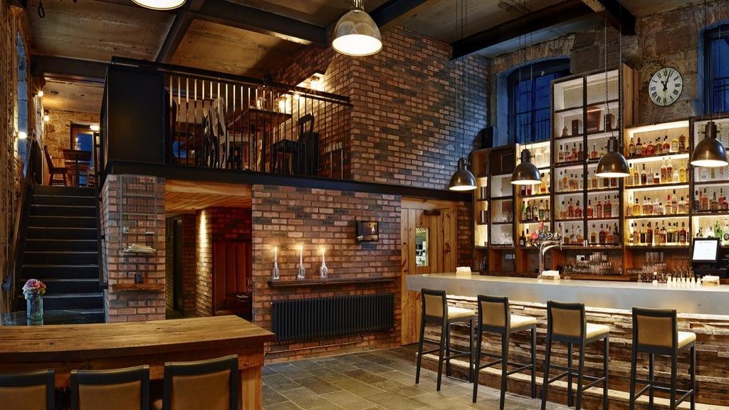 On the whisky trail in Edinburgh